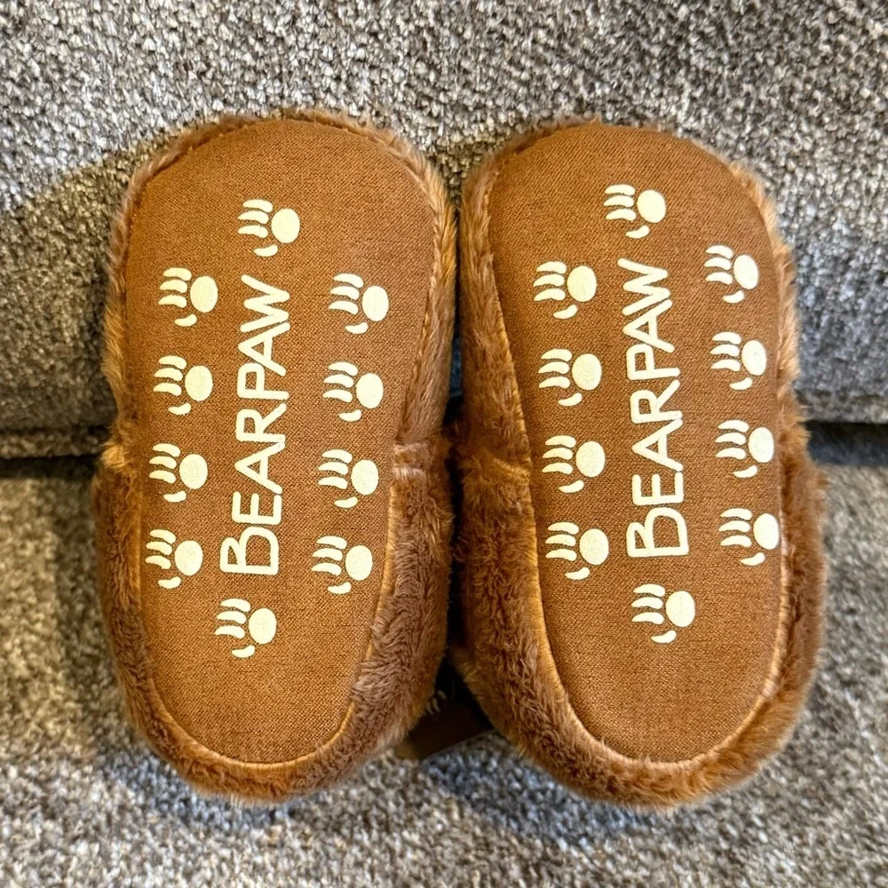 NWT Bearpaw infant size 3 brown faux fur booties